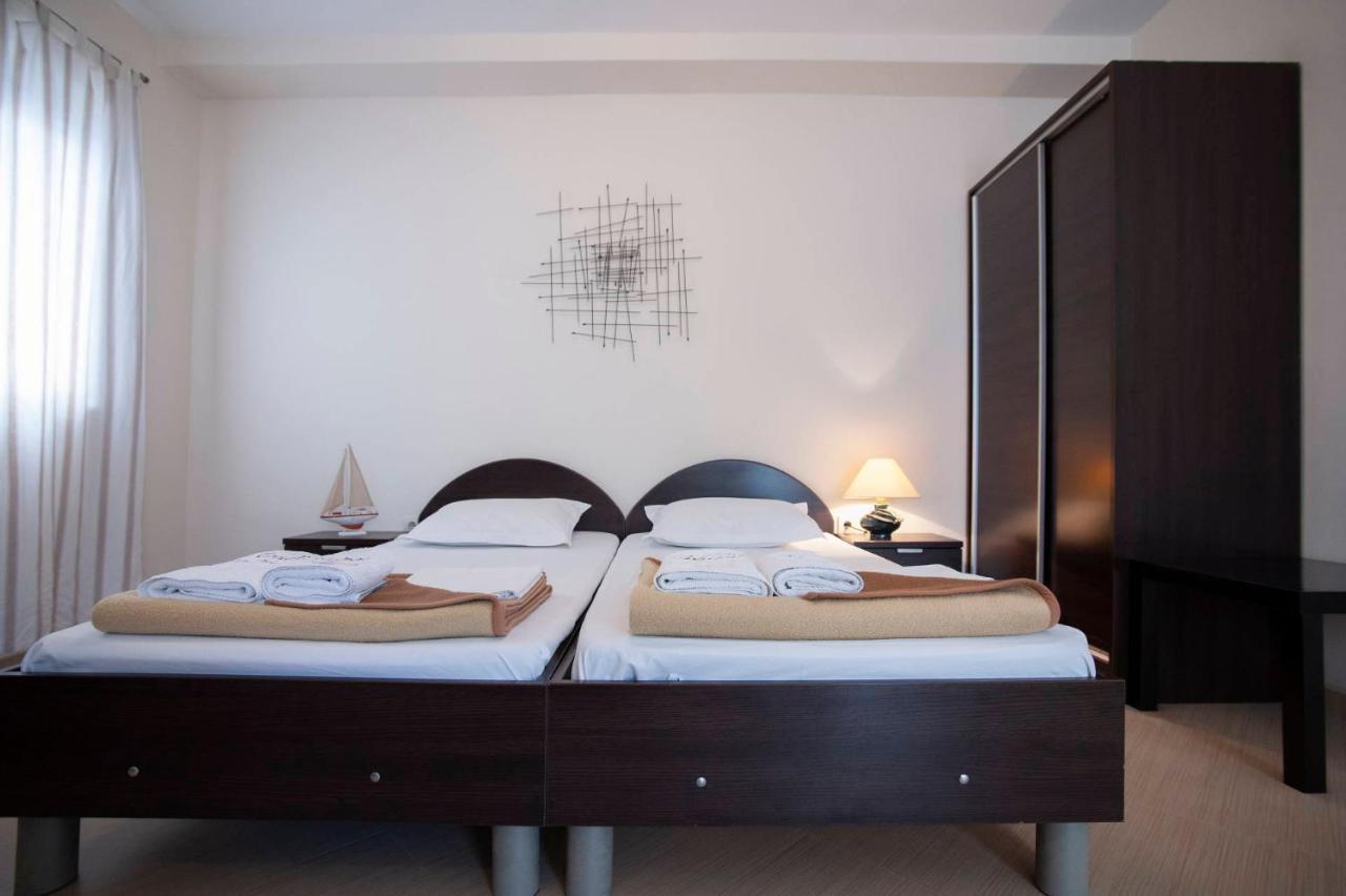 בודווה Mandir Apartments - Center מראה חיצוני תמונה
