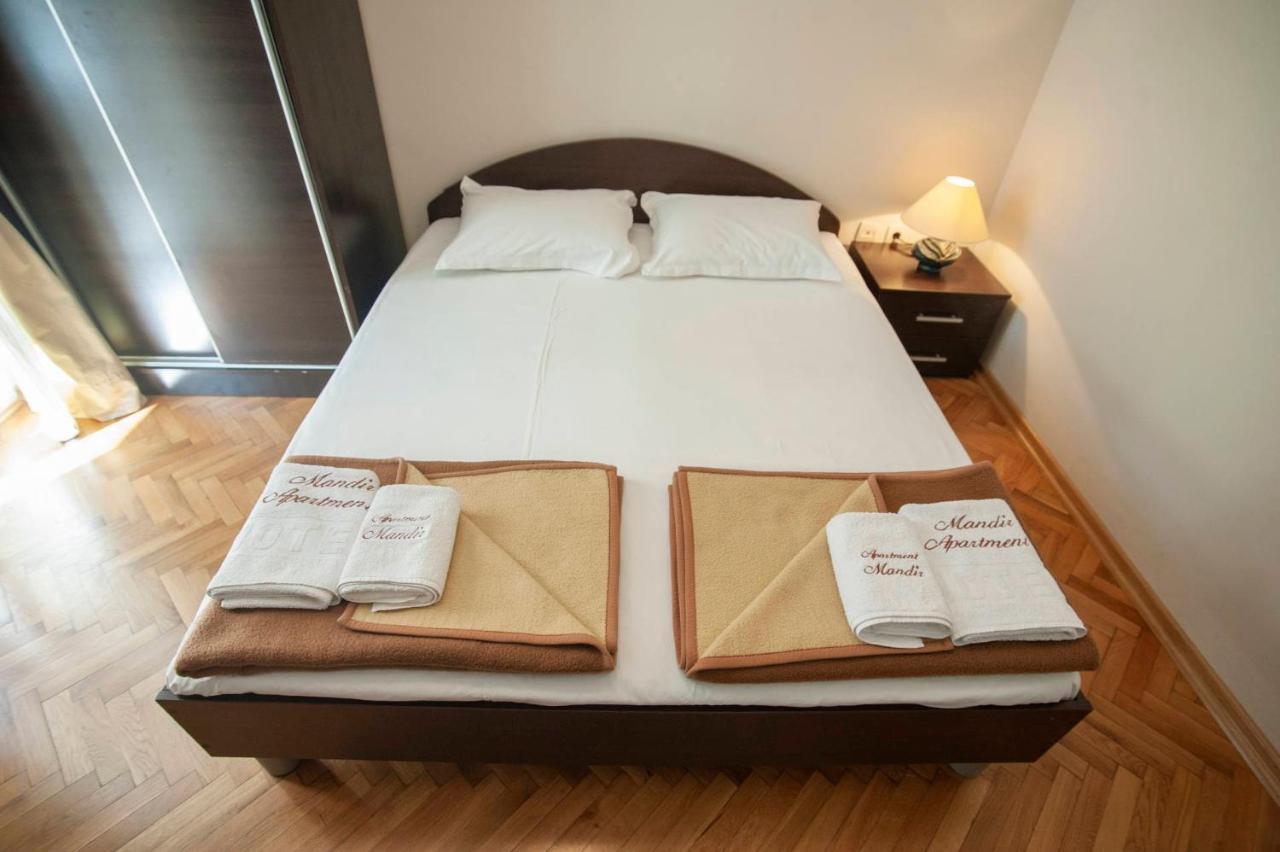 בודווה Mandir Apartments - Center מראה חיצוני תמונה