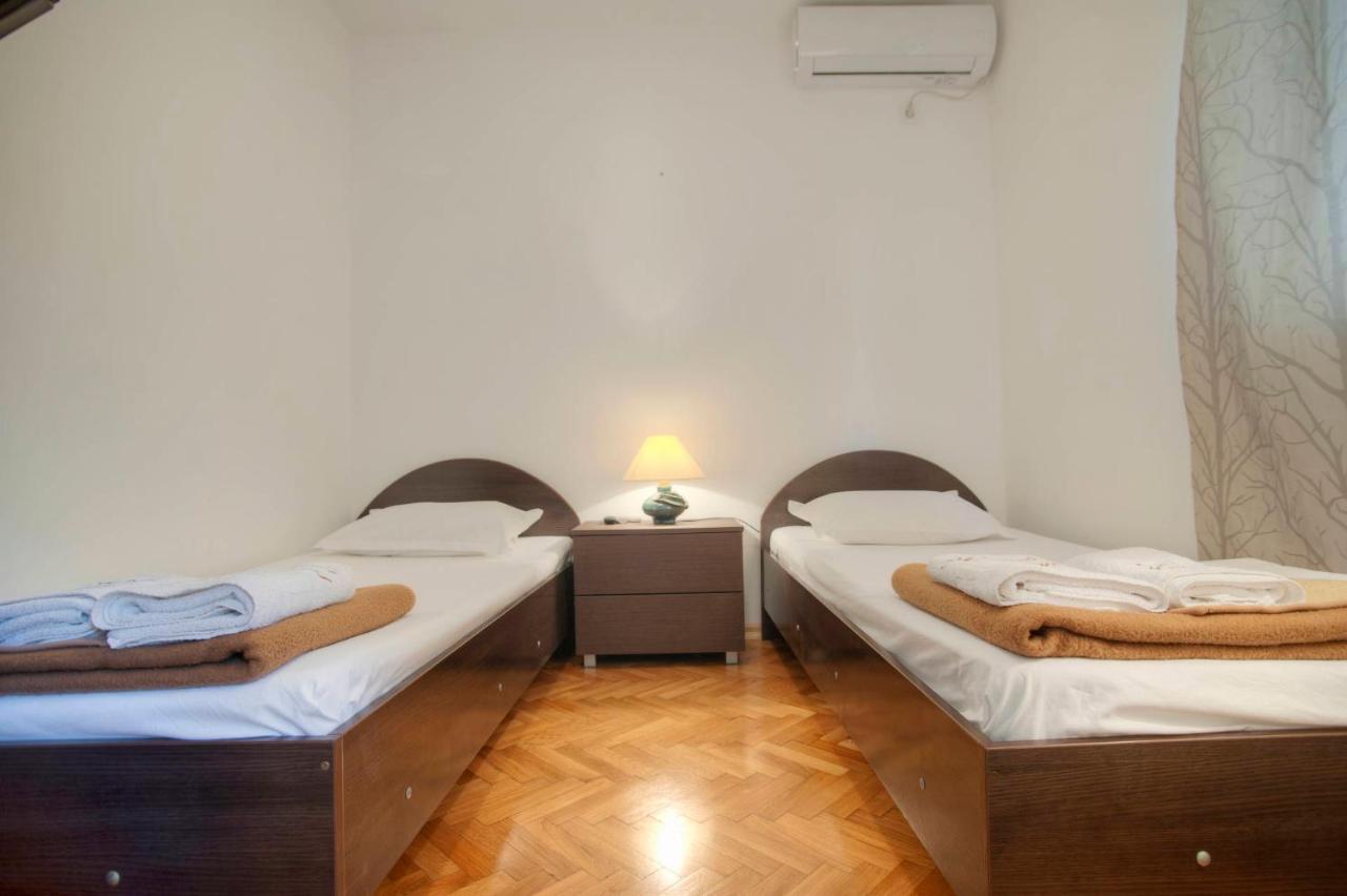 בודווה Mandir Apartments - Center מראה חיצוני תמונה