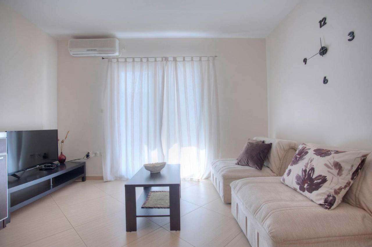בודווה Mandir Apartments - Center מראה חיצוני תמונה