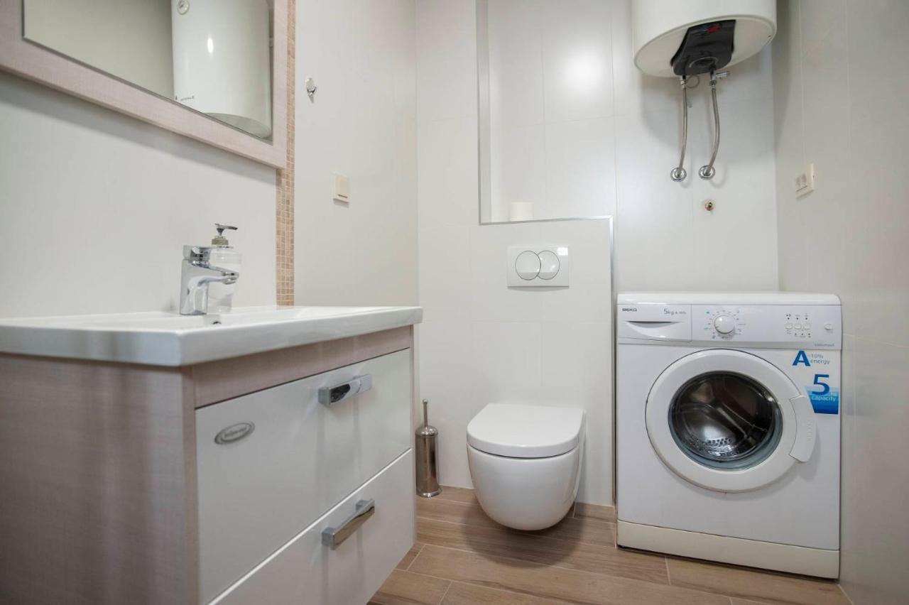 בודווה Mandir Apartments - Center מראה חיצוני תמונה