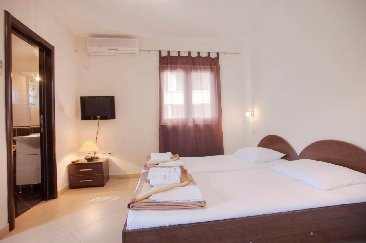 בודווה Mandir Apartments - Center מראה חיצוני תמונה